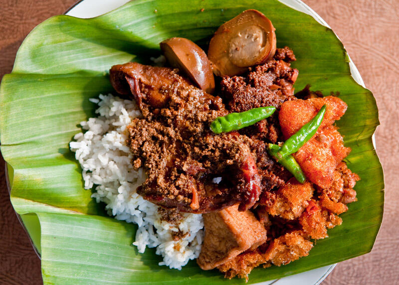 Mari Gan kita kenali manfaat gudeg.