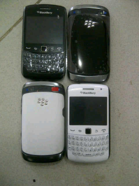 BLackberry BM all type, replika supercopy, hrg reseller, welcome rekber ^^ ~Vinric~