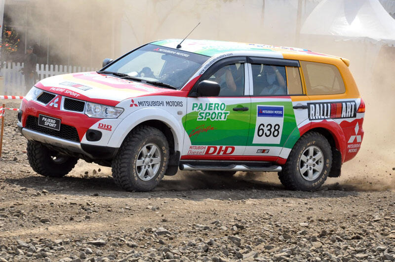 promo iims..!!!! all new pajero sport 2012. bonus vkool, discont, gps, 2 din monitor,