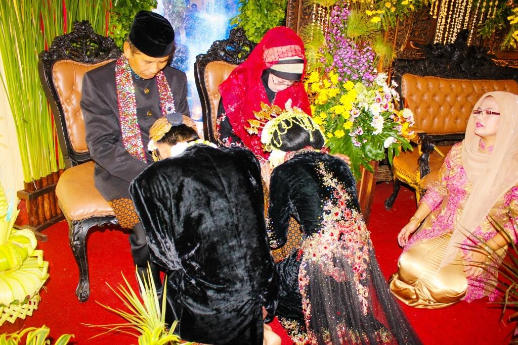 Foto Wedding Pernikahan Surabaya Sidoarjo Mojokerto 