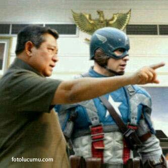 SBY ngasih pengarahan ke salah satu super hero