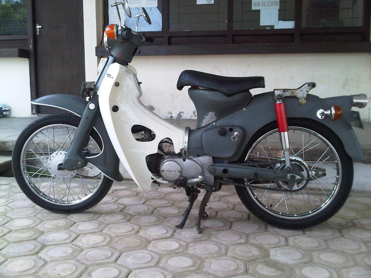 Serba Serbi Honda Cub Series C50 C70 C90 C700 Dan C800 Page