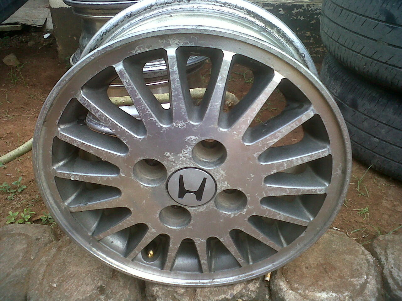velg OEM honda grand civic