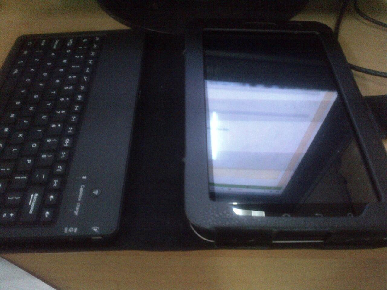 Samsung Galaxy Tab P1000 Like New - + Bluetooth Keyboard