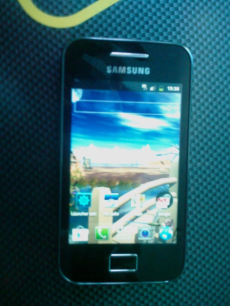 SAMSUNG GALAXY ACE
