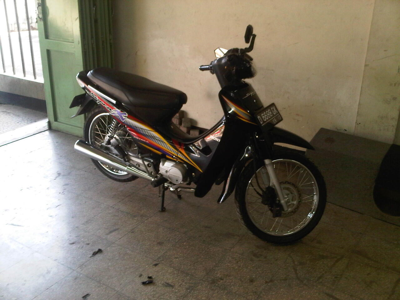 jual supra x (super antik) taun 2003 7000 km asli tangan pertama (bandung only)