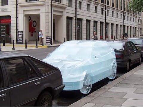 KERENNN GANNN , Seni ukir es dengan obyek Mobil