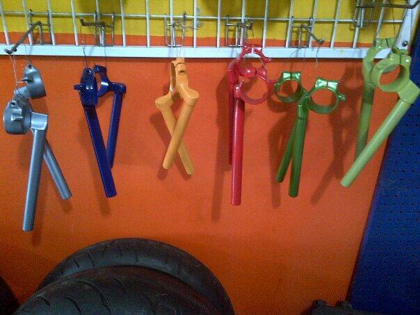 limbah moge dan aksesoris dan part racing