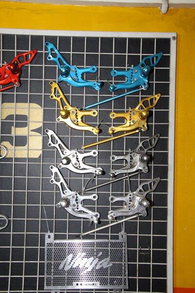 limbah moge dan aksesoris dan part racing