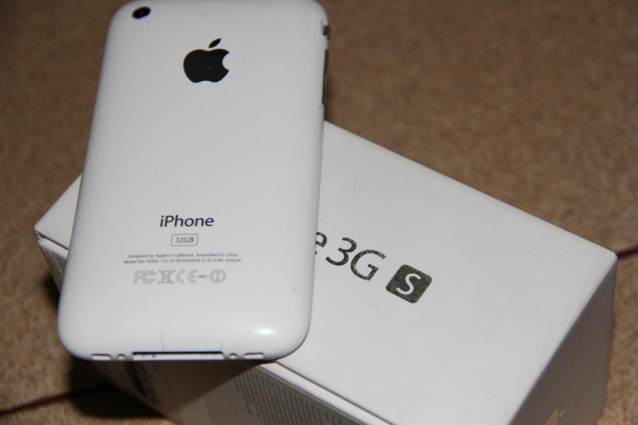 Jual iPhone 3GS 32GB Jogja / Yogya