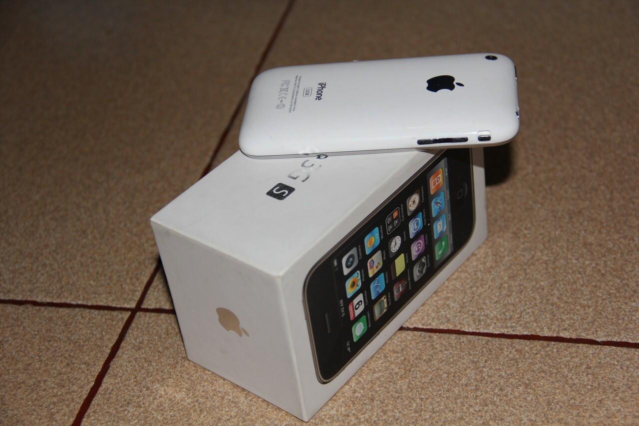 Jual iPhone 3GS 32GB Jogja / Yogya