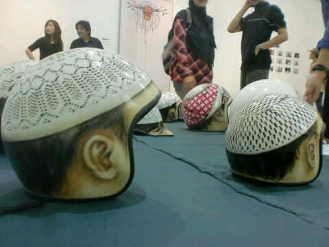 Helm buat Takbiran