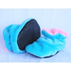 Sepatu Kurcaci Bikin Bayi Tambah Imut