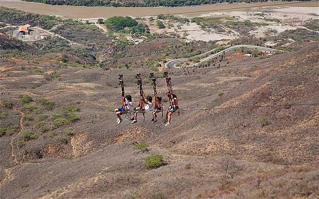 5 Flying Fox Paling Seru di Dunia