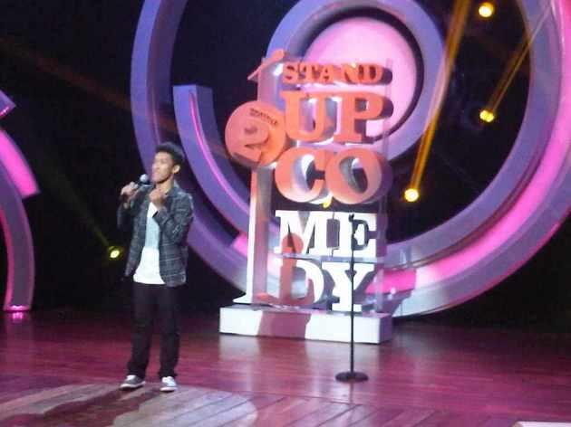 &gt;&gt; Stand-up Comedy, Apa Itu? &lt;&lt;