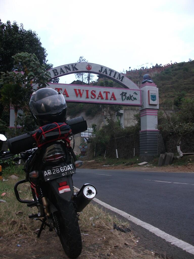 Suka 'piknik' naik Motor ??masuk dulu yuk ^^