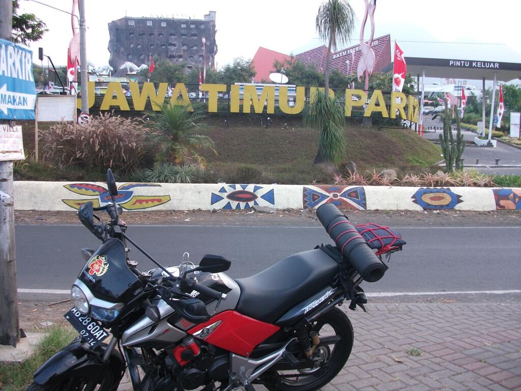 Suka 'piknik' naik Motor ??masuk dulu yuk ^^
