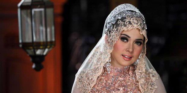 Syahrini Akan Dilamar Bubu Usai Lebaran?