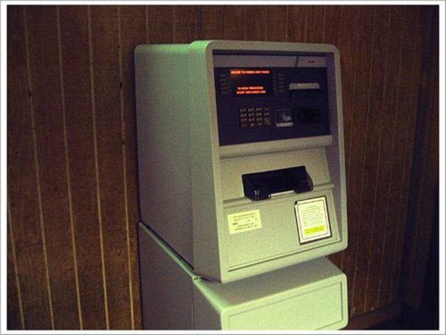 Atm Jaman Dahulu, dan Penemunya