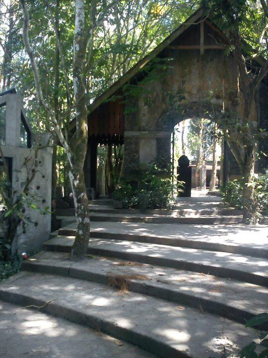 &#91;Traveller&#93; Museum Ullen Sentalu (catatan perjalanan jakarta - Yogya) The Lounge