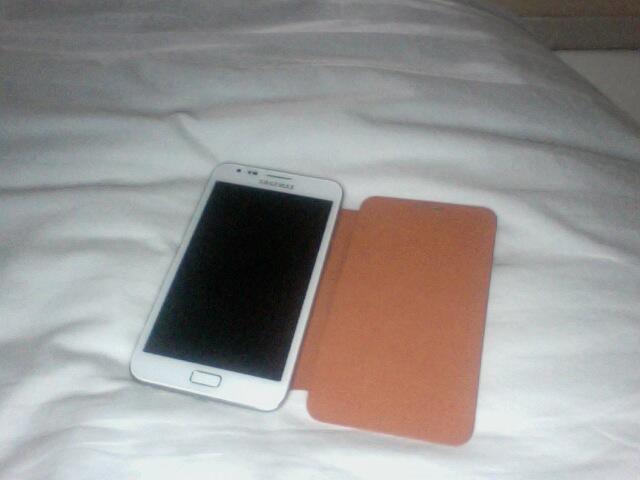 White Samsung galaxy note
