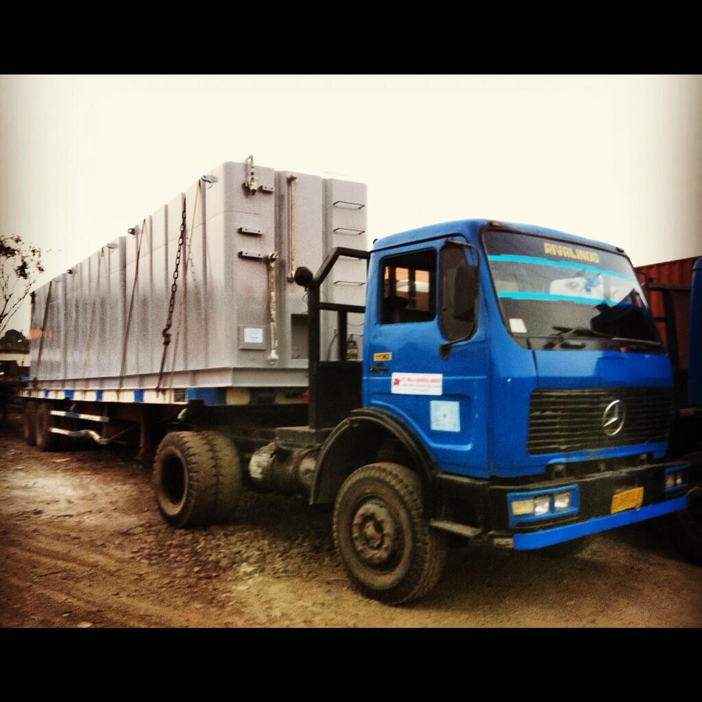 Terjual Dan Rakit Buntut Trailer 20 Feet 40 Feet Lowbet Kaskus