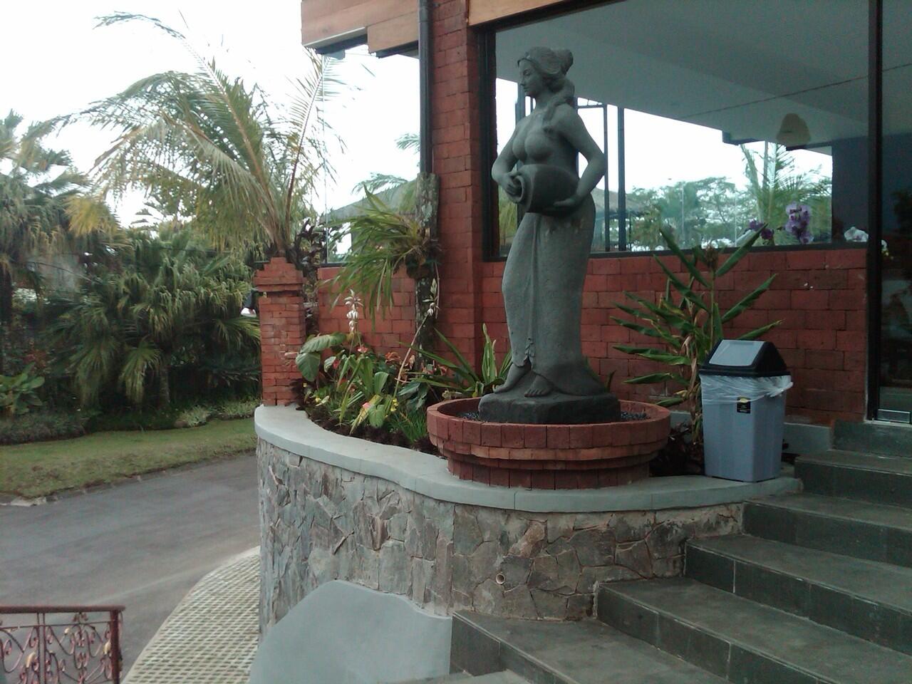 Menyewakan : Villa gardenia cihideung-lembang, bandung 