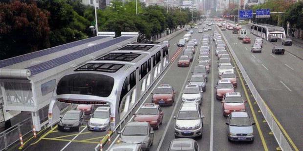 Pilih Monorail atau Bus Layang?