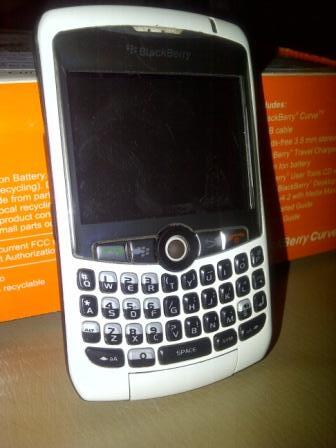 BLACKBERRY 8310 WHITE | BANDUNG ONLY