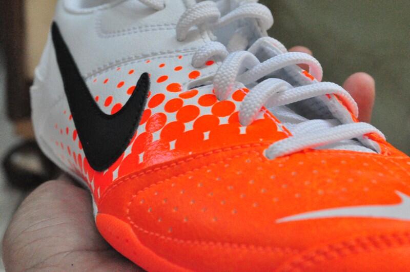 Jual Nike Elastico size 39