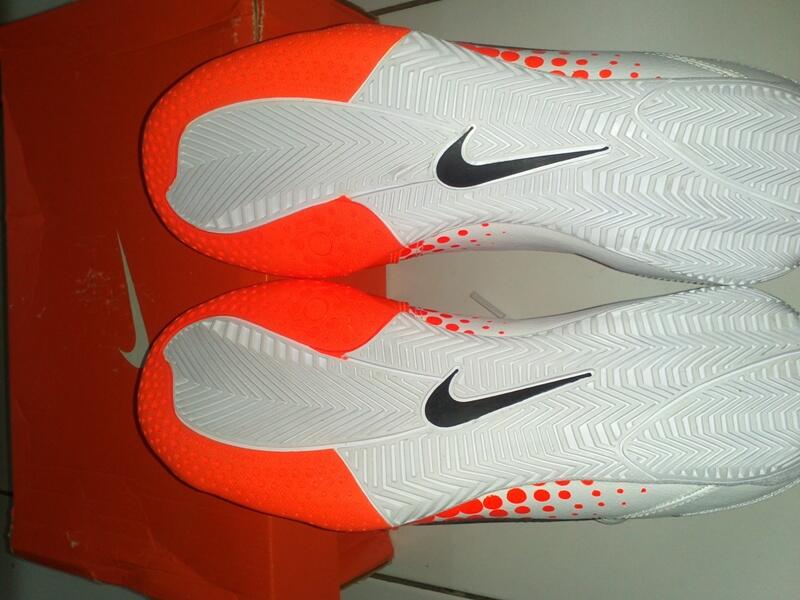 Jual Nike Elastico size 39