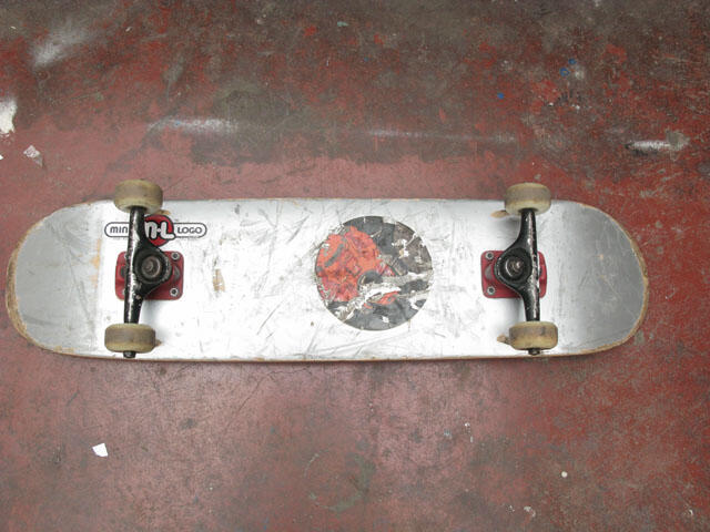 Papan Skate Full Set: Mini Logo + Girl + Tensor