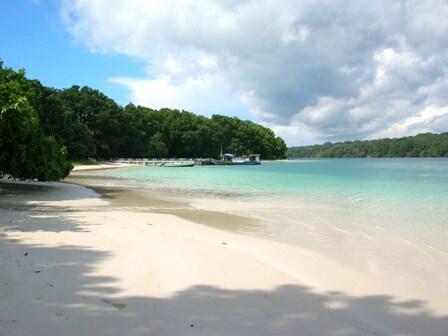 Siapa Bilang Pantai Indonesia Cuma Bali - Lombok? Ini Buktinya Gan..!!