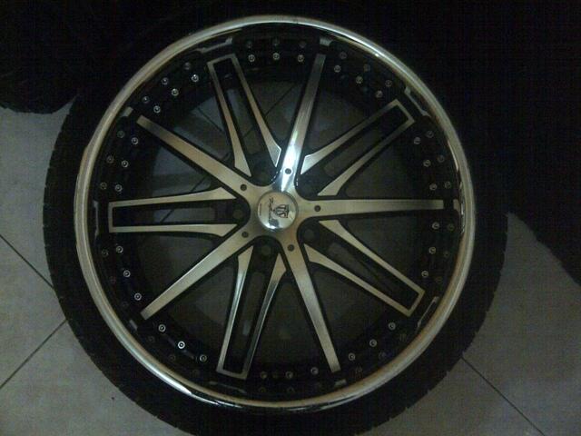 Cari Velg  Mobil  Trafficstar Ring 20 pcd 5x114 3 Elegan  dan 