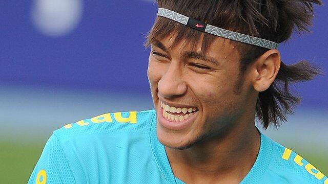 headband utk futsal/bola aya neymar ozil ibra