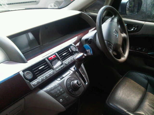 Honda Elysion White 2004 (Collector Item) 99% Muluss Tanpa Cacat Tangan Pertama ^^