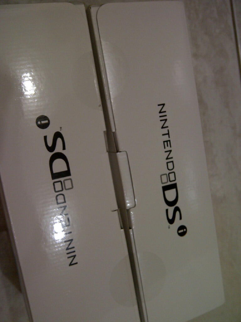 1000% NEW & ORIGINAL Nintendo DSi Warna Blue di Jakarta