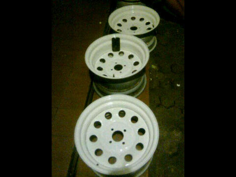 Cari velg custom R13, R14, R15, R16 celong + lebar  KASKUS