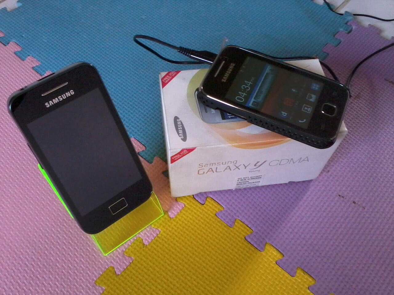 Galaxy Ace & Galaxy Y murah, cek dulu monggo gan...