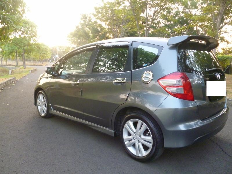 Honda Jazz RS A/T 2010 Dark Grey - Like New