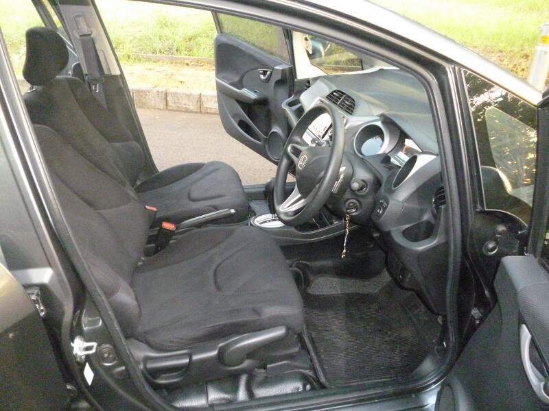 Honda Jazz RS A/T 2010 Dark Grey - Like New
