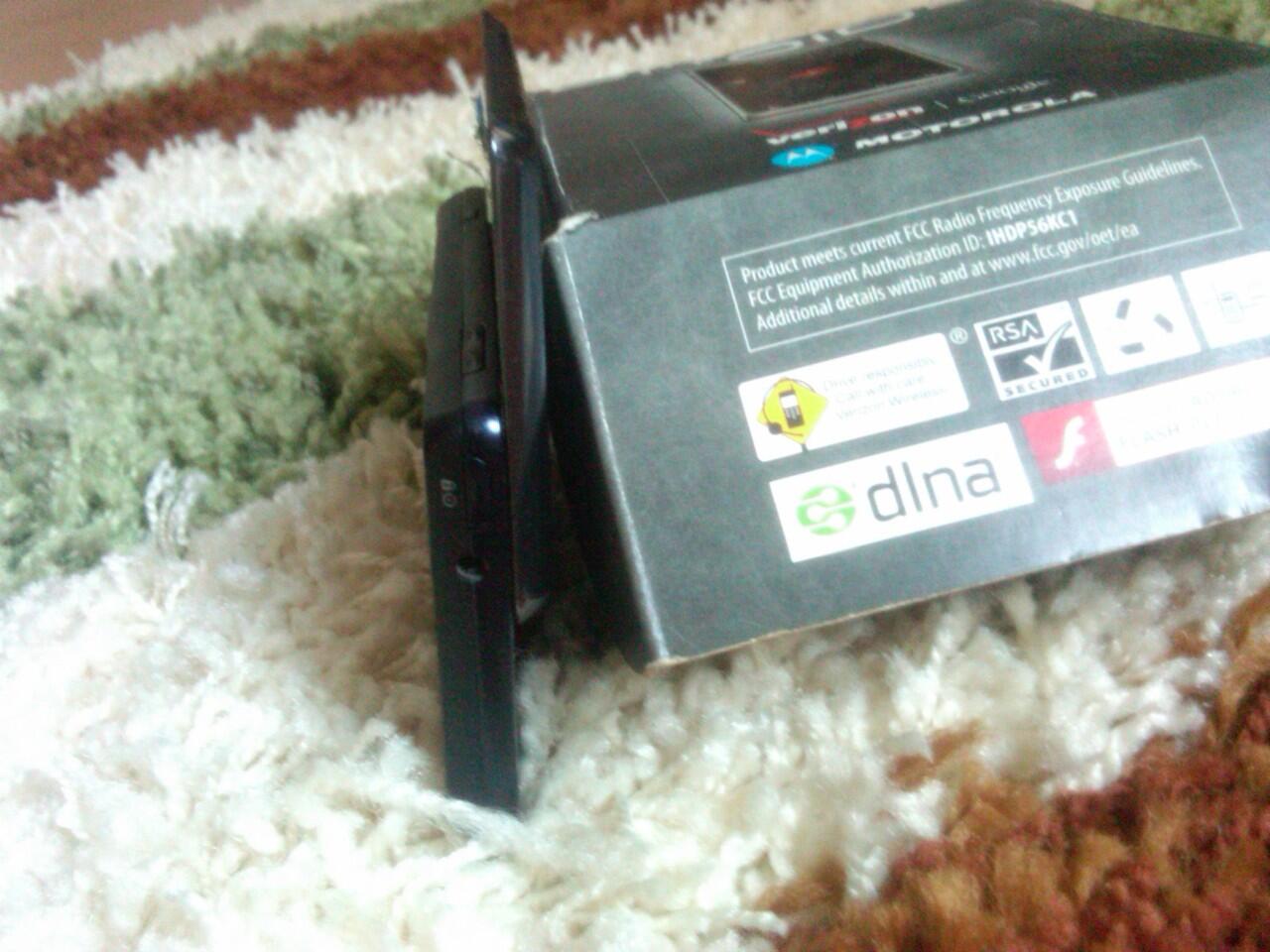 Dijual Cepat Smartphone Motorola DROID 2 CDMA, FULL SET Jarang Ada! MULUS!