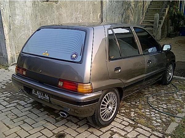 Terjual Dijual Daihatsu winner 1990 warna  abu  abu  tua 