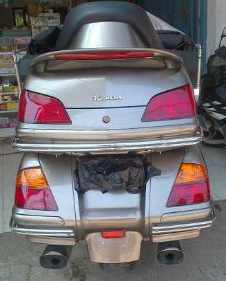 WTS - Honda GOLD WING 2004 - 1800cc - 6 silinder - Abu-abu metalik