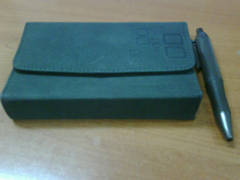 WTS 3DS Hori Mario Kart 7 Racing Wheel & Microsuede Touch Pak Black