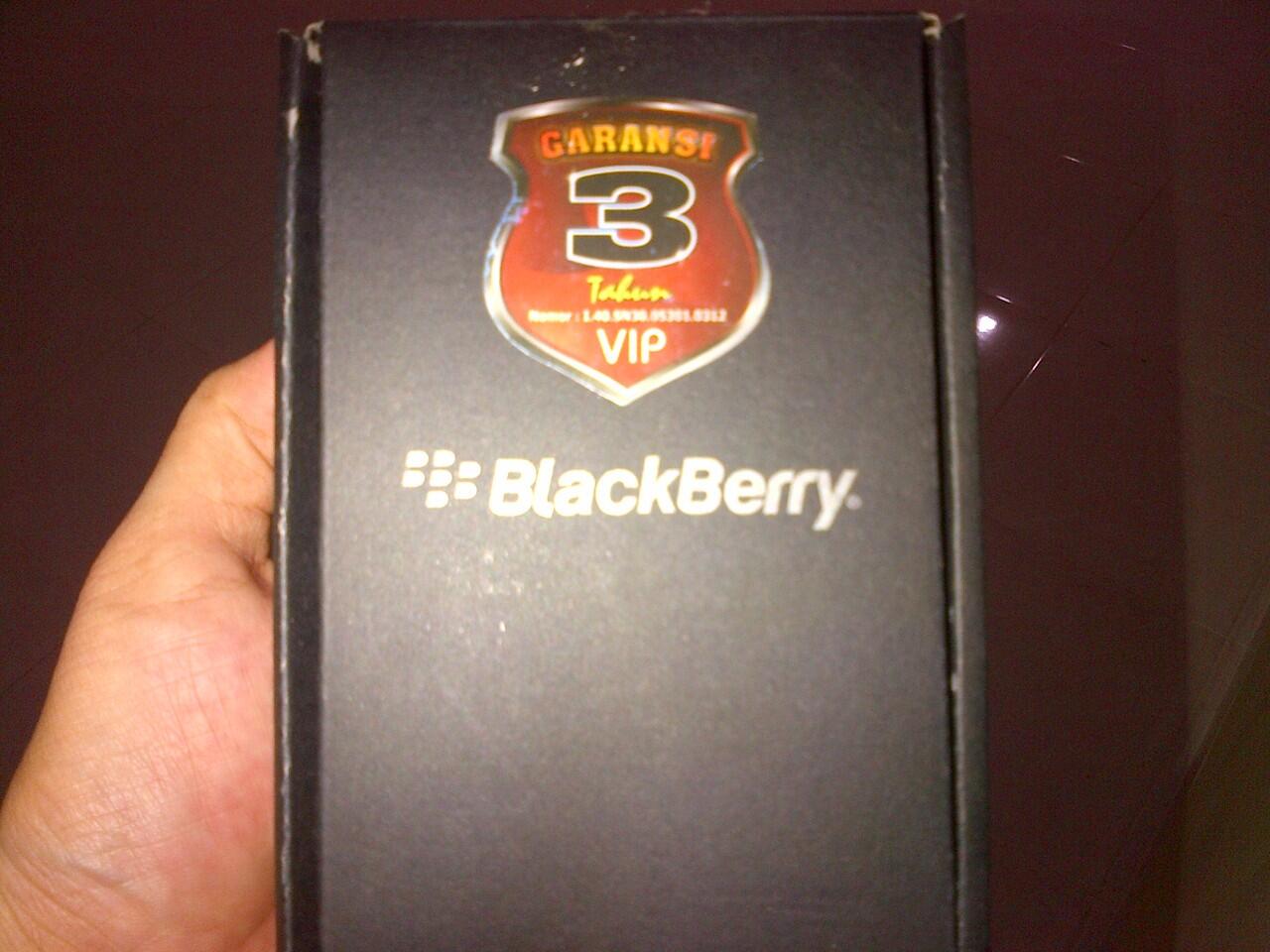 BLACKBERRY ARIES GARANSI 3TH SEMARANG