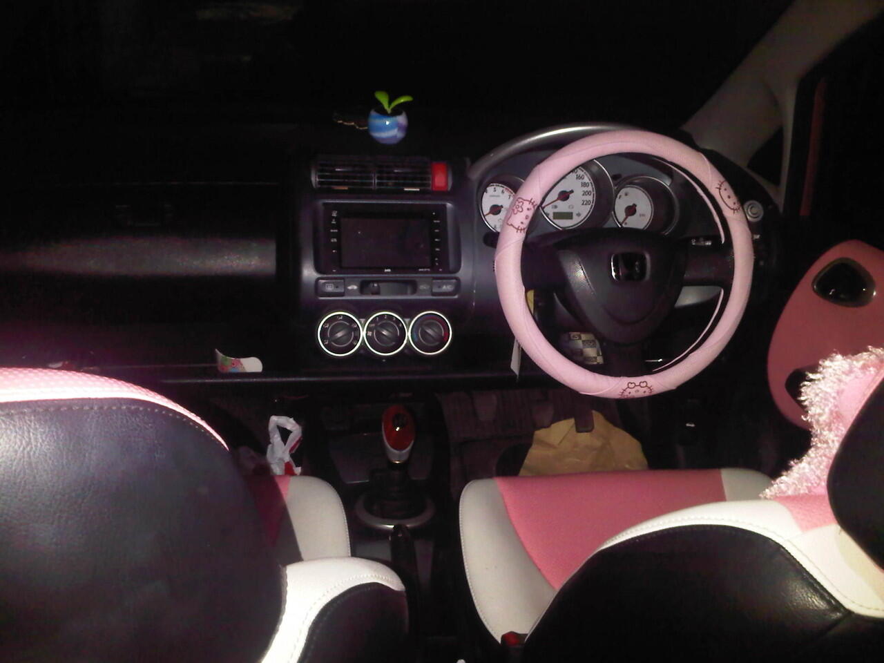 JAZZ 2006 PINK LAMPUNG