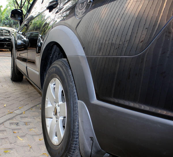Jual Butuh Chevrolet Captiva 2008