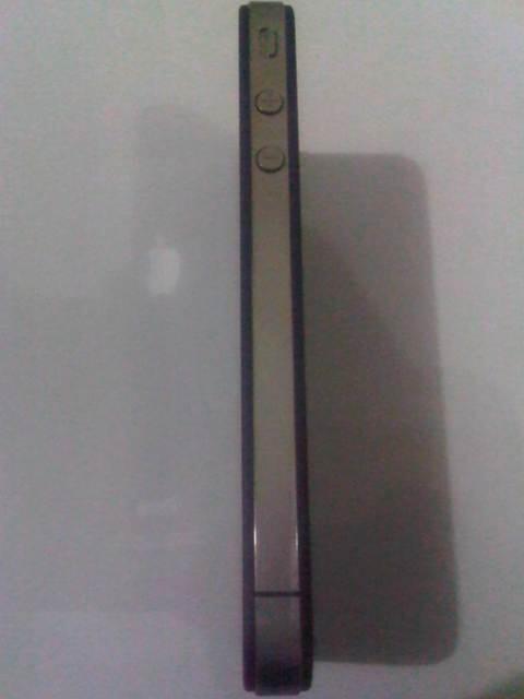 iPhone 4 FU 32gb Fullset Second Murah