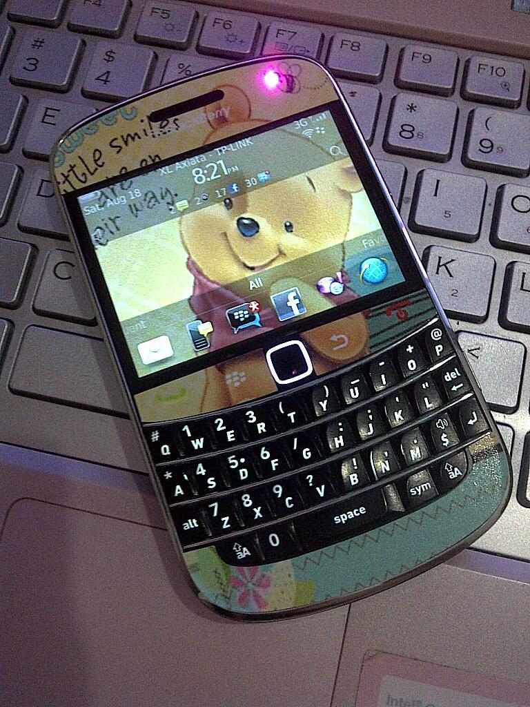 Jual GarSKIN / SKIN HandPhone BB Blackberry, Iphone,Ipad, Samsung,DLL,HARGA RESELLER